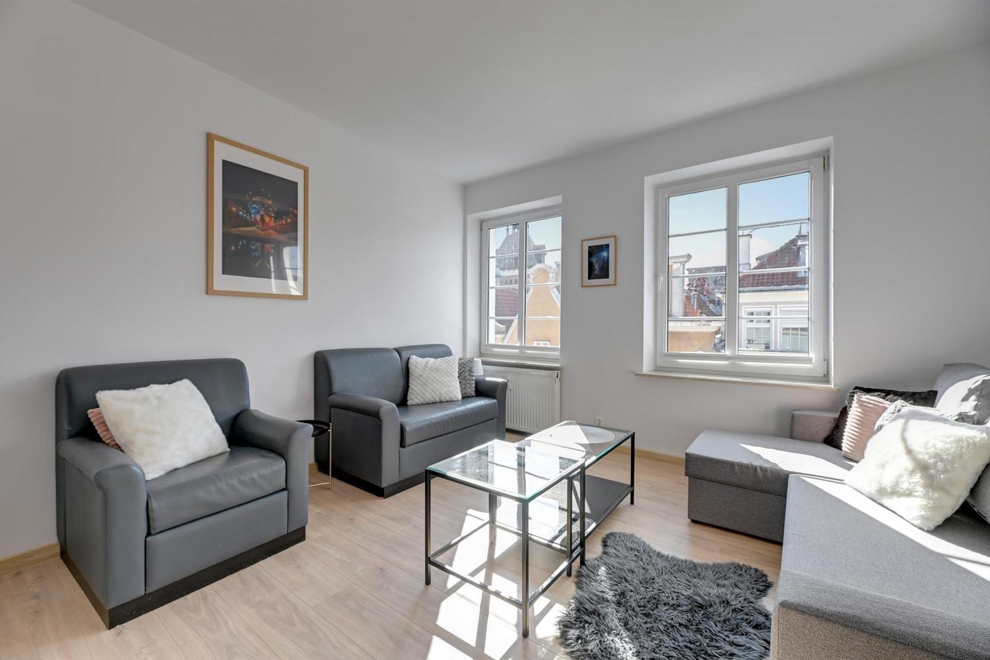 Apartments Old Town Dluga & By Noclegi Renters — Zdjęcia 1